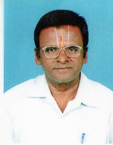 காயார் கோமடம் ஸேஷாத்ரி